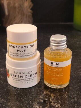 Skincare Mini Trio (Ren & Farmacy) *NWOB*